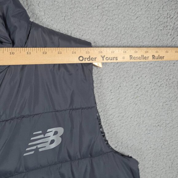 New Balance Puffer Tech Vest Mens Size Medium Black Quilted Comfort Fit Full Zip - Picture 12 of 14